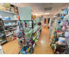 Bonita tienda y apartamento situado en Torrevieja
