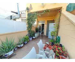 Bonita tienda y apartamento situado en Torrevieja