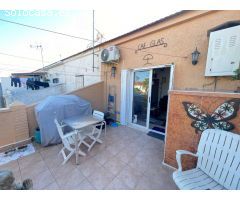 Bonita tienda y apartamento situado en Torrevieja