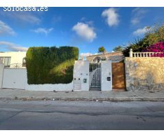 Chalet Adosado de 2 dormitorios y piscina privada