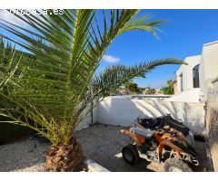 Chalet Adosado de 2 dormitorios y piscina privada
