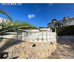 Chalet Adosado de 2 dormitorios y piscina privada
