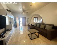 Chalet Adosado de 2 dormitorios y piscina privada