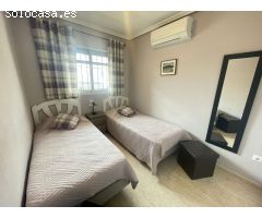 Precioso apartamento de 2 dormitorios en Zeniamar.
