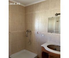 Villa de 2 dormitorios, 2 baños, solárium y 1 piscina privada