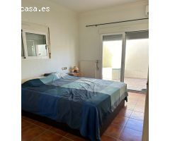 Villa de 2 dormitorios, 2 baños, solárium y 1 piscina privada
