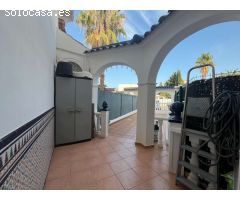 Encantadora casa de 3 dormitorios a pocos pasos de la playa de La Zenia