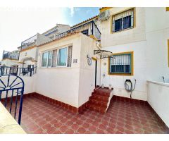 Apartamento en planta baja situado en La Florida ( Orihuela Costa )  con 2 dormitorios 1 baño y 2 pi