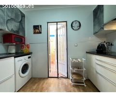 Apartamento en planta baja situado en La Florida ( Orihuela Costa )  con 2 dormitorios 1 baño y 2 pi