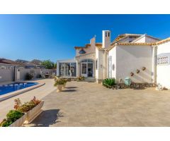 Villa  de lujo única en Las Chismosas ( Orihuela Costa )
