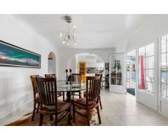 Villa  de lujo única en Las Chismosas ( Orihuela Costa )