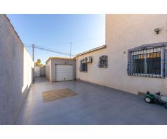 Villa  de lujo única en Las Chismosas ( Orihuela Costa )