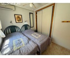 Duplex  de 2 dormitorios con entrada para coche  en pleno corazón de playa flamenca