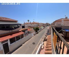 Duplex  de 2 dormitorios con entrada para coche  en pleno corazón de playa flamenca