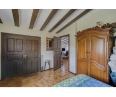 Exclusiva Villa de 4 Dormitorios con 312 m² Construidos sobre Parcela de 1.100 m² en la Prestigiosa 