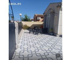 Encantador bungalow de 2 dormitorios cerca del Lago Rosa de Torrevieja
