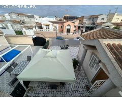 Encantador bungalow de 2 dormitorios cerca del Lago Rosa de Torrevieja