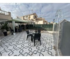 Encantador bungalow de 2 dormitorios cerca del Lago Rosa de Torrevieja