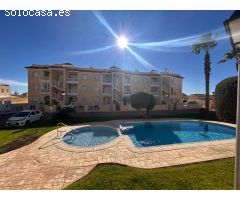 Preciosa casa adosada de 3 dormitorios con piscina comunitaria