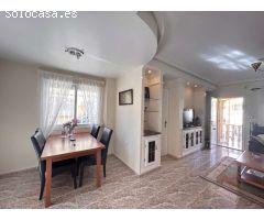 Preciosa casa adosada de 3 dormitorios con piscina comunitaria