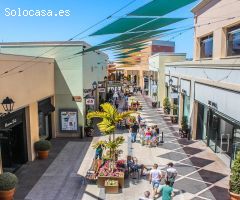 Preciosa casa adosada de 3 dormitorios con piscina comunitaria