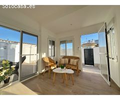 Chalet independiente de 3 dormitorios completamente reformado en la Florida, Orihuela costa