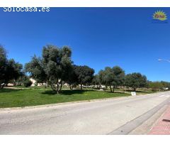 Chalet independiente de 3 dormitorios completamente reformado en la Florida, Orihuela costa