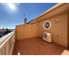 Duplex adosado de 3 dormitorios y 2 baños en La Florida