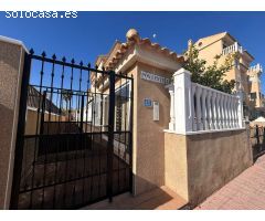 Duplex adosado de 3 dormitorios y 2 baños en La Florida