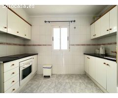 Apartamento en Planta alta de 2 dormitorios y solarium privado con vistas al Mar