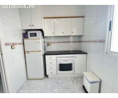 Apartamento en Planta alta de 2 dormitorios y solarium privado con vistas al Mar