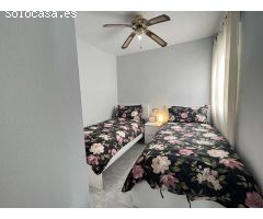 Apartamento en Planta alta de 2 dormitorios y solarium privado con vistas al Mar
