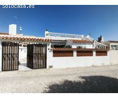 Bonito bungalow de 2 dormitorios y 1 baño en Las Chismosas