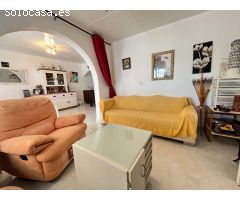 Precioso Bungalow en una planta de 2 dormitorios y 2 baños con 2 piscinas comunitarias