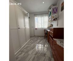 Precioso Bungalow en una planta de 2 dormitorios y 2 baños con 2 piscinas comunitarias
