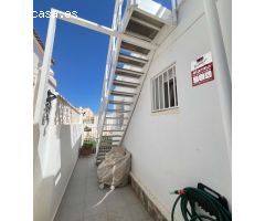 Precioso Bungalow en una planta de 2 dormitorios y 2 baños con 2 piscinas comunitarias