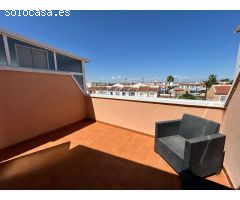 Encantadora casa adosada de 2 dormitorios en Las Mimosas, Orihuela Costa