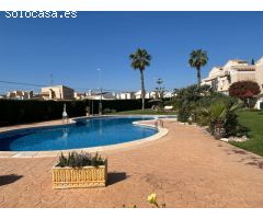 Encantadora casa adosada de 2 dormitorios en Las Mimosas, Orihuela Costa