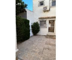 Perfecto bungalow con dos terrazas y piscina en Orihuela-Costa