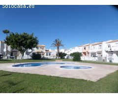 Perfecto bungalow con dos terrazas y piscina en Orihuela-Costa