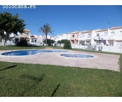 Perfecto bungalow con dos terrazas y piscina en Orihuela-Costa