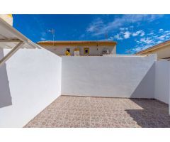 Duplex de 3 dormitorios , 2 baños a 1km de la playa en la Torre de la Horadada