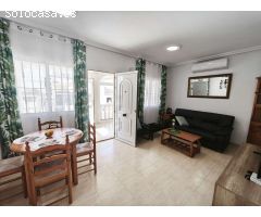 Preciosa villa con 2 dormitorios y 2 baños.