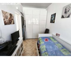 Precioso dúplex de 4 dormitorios y 2 baños en Los Balcones.