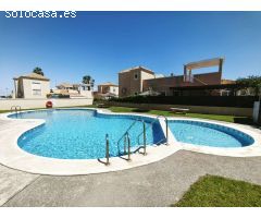 Precioso dúplex de 4 dormitorios y 2 baños en Los Balcones.