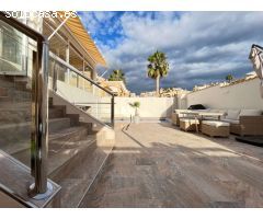 Precioso Chalet independiente de 3 dormitorios orientado al Sur con piscina privada
