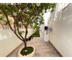 Precioso Chalet independiente de 3 dormitorios orientado al Sur con piscina privada