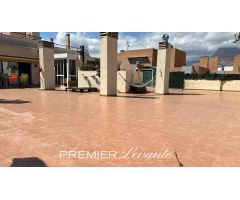 SE VENDE ÁTICO DUPLEX CON GRAN TERRAZA Y VISTAS AL MAR