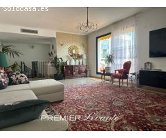 SE VENDE ÁTICO DUPLEX CON GRAN TERRAZA Y VISTAS AL MAR