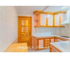 Piso en Alicante - Zona Los Ángeles: Comodidad y Confort